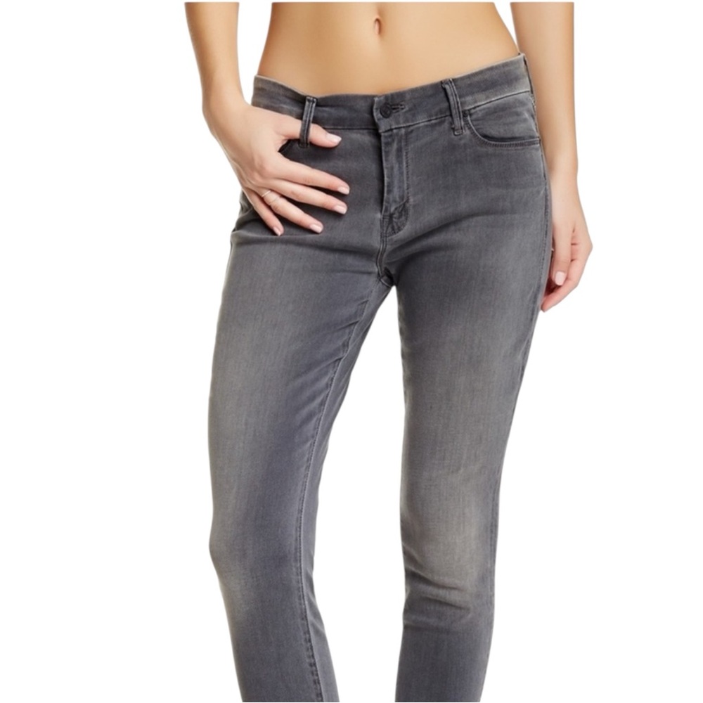 MOTHER “Looker Ankle Fray” Jeans in Deep Voodoo (gray) Size 26 - Picture 2 of 10